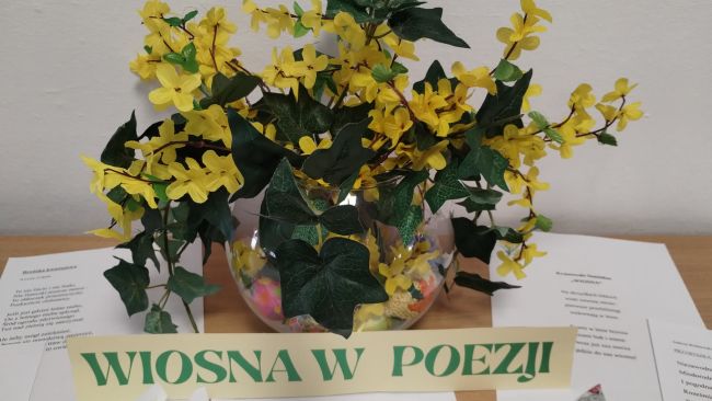 Wystawa „Wiosna w poezji